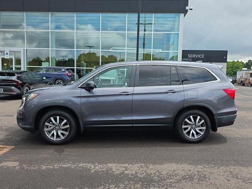 Gray 2022 Honda Pilot EX-L