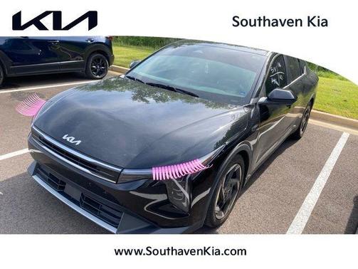 Aurora Black Pearl 2025 Kia K4 EX