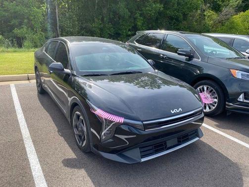 Aurora Black Pearl 2025 Kia K4 EX