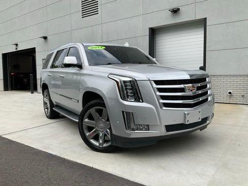 Radiant Silver Metallic 2017 Cadillac Escalade Luxury