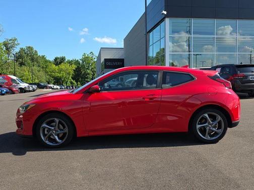 Racing Red 2019 Hyundai Veloster 2.0