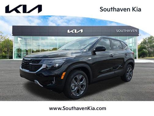 Fusion Orange 2026 Kia Seltos LX