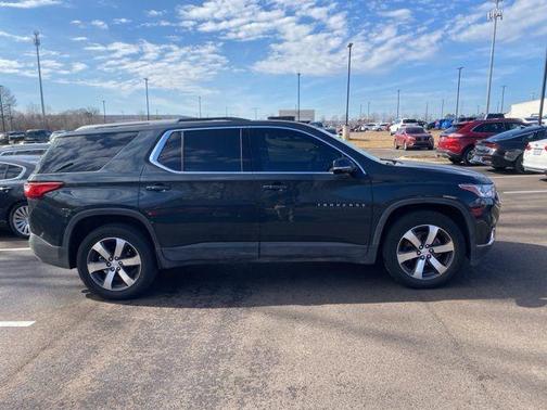 2018 Chevrolet Traverse LT Leather
