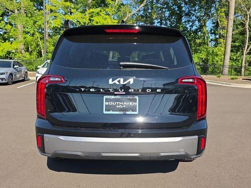 Ebony Black 2025 Kia Telluride LX