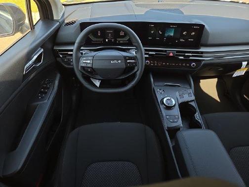 Gravity Gray 2027 Kia Sportage Hybrid LX