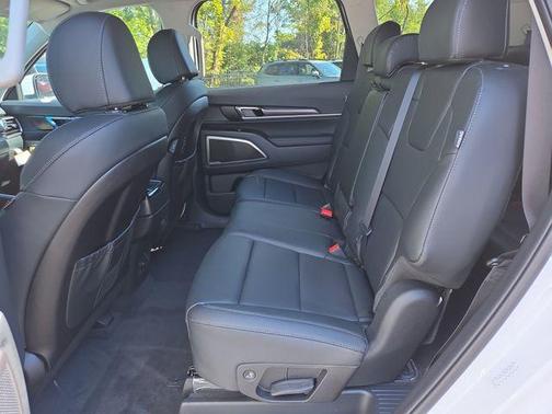 2025 Kia Telluride LX