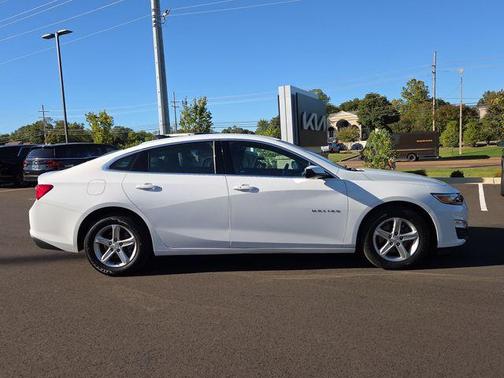 2024 Chevrolet Malibu 1LS