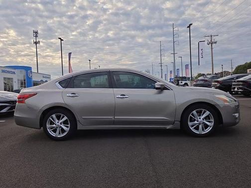 2014 Nissan Altima 2.5 SV