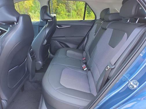 2025 Kia Niro Plug-In Hybrid EX