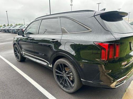 Ebony Black 2021 Kia Sorento S