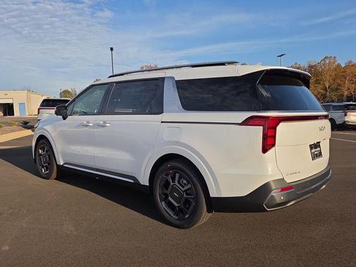 2026 Kia Carnival SX