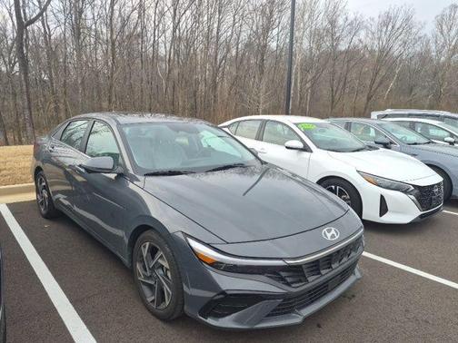 2024 Hyundai ELANTRA Limited