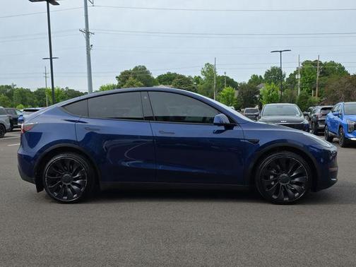Deep Blue Metallic 2021 Tesla Model Y Long Range