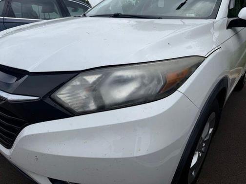 White 2016 Honda HR-V EX-L w/Navigation