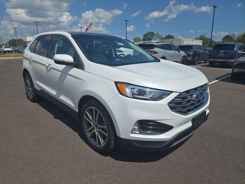 White 2020 Ford Edge Titanium