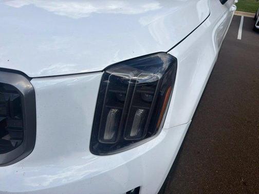 Glacial White Pearl 2023 Kia Telluride EX X-Line