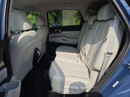 Midnight Black 2026 Kia Sorento S