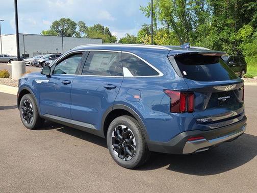 Midnight Black 2026 Kia Sorento S