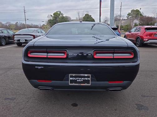 2016 Dodge Challenger SXT