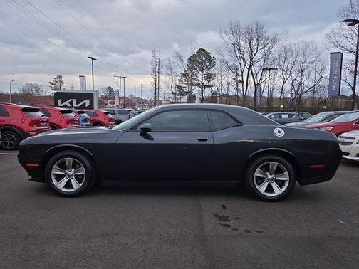 2016 Dodge Challenger SXT