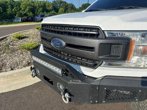 Oxford White 2019 Ford F-150 XLT