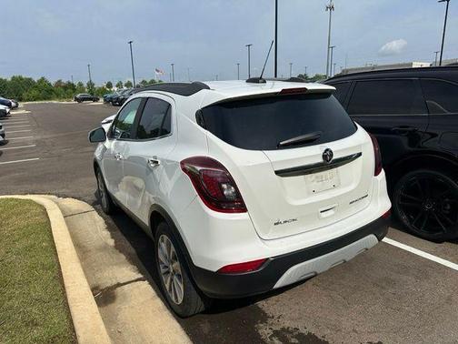 Summit White 2017 Buick Encore Preferred