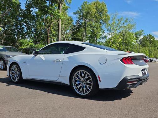 Oxford White 2024 Ford Mustang GT Premium