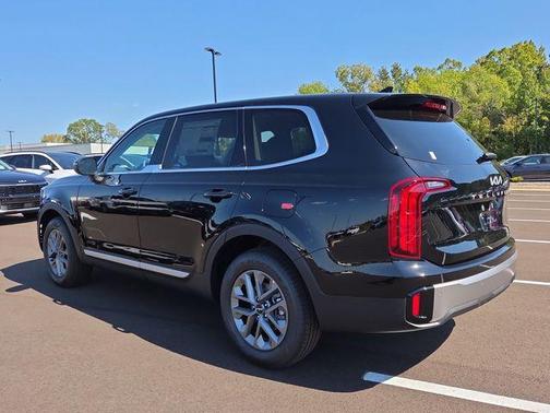 2025 Kia Telluride LX