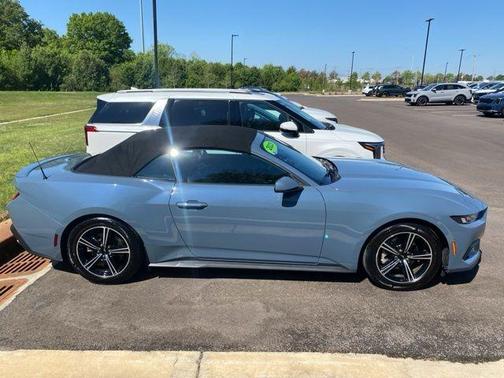 2025 Ford Mustang EcoBoost Premium