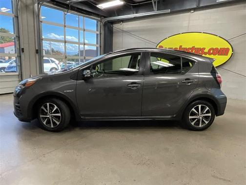 2018 Toyota Prius c Two