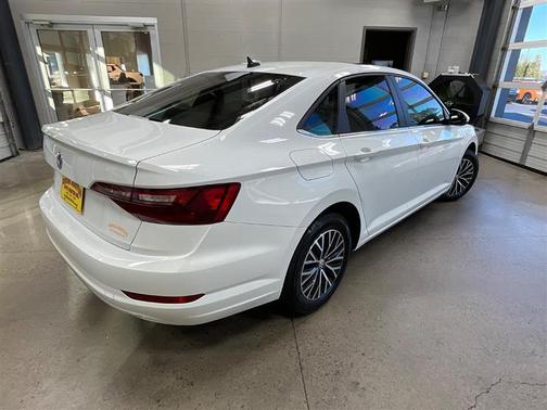 2020 Volkswagen Jetta 1.4T R-Line