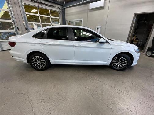 2020 Volkswagen Jetta 1.4T R-Line
