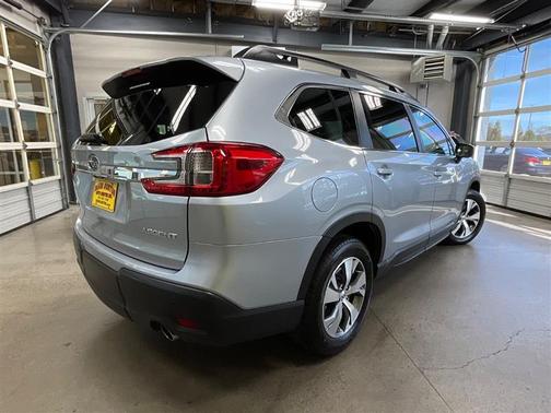 2023 Subaru Ascent Premium 7-Passenger