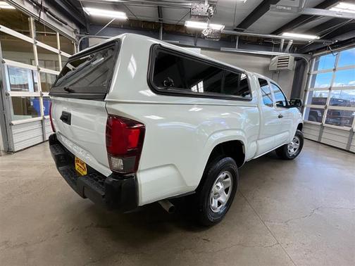 2018 Toyota Tacoma SR