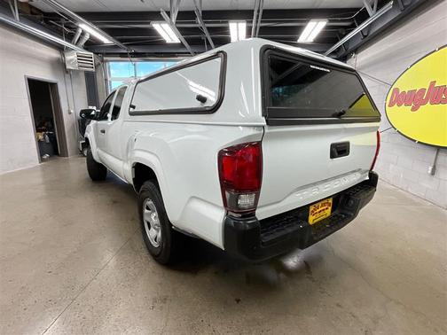 2018 Toyota Tacoma SR