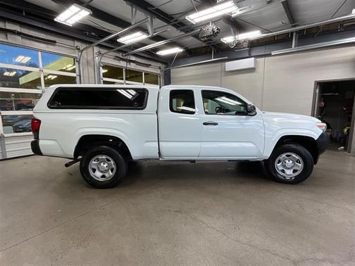 2018 Toyota Tacoma SR