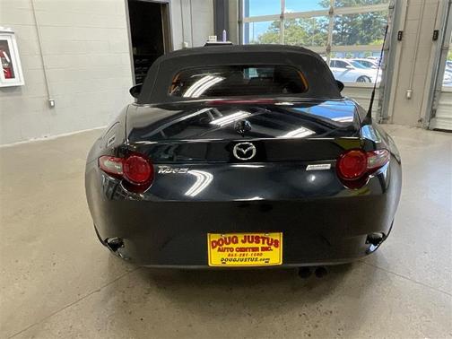 2016 Mazda MX-5 Miata Grand Touring