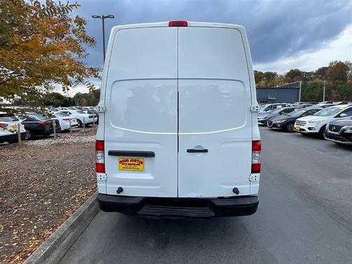 2021 Nissan NV Cargo NV2500 HD SV V6