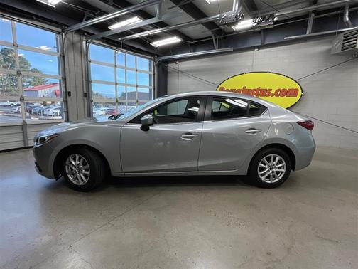 2016 Mazda Mazda3 i Sport