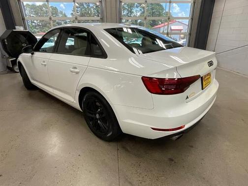 2017 Audi A4 2.0T Premium