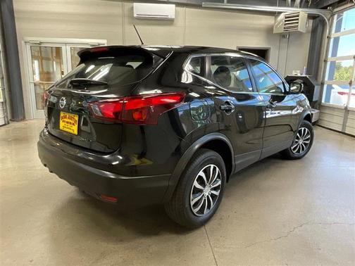 2018 Nissan Rogue Sport S