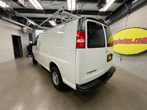 2020 Chevrolet Express 2500 RWD 2500 Regular Wheelbase WT