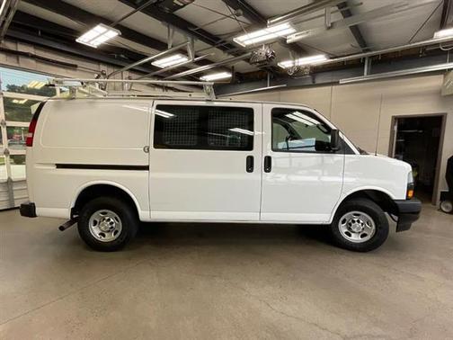 2020 Chevrolet Express 2500 RWD 2500 Regular Wheelbase WT