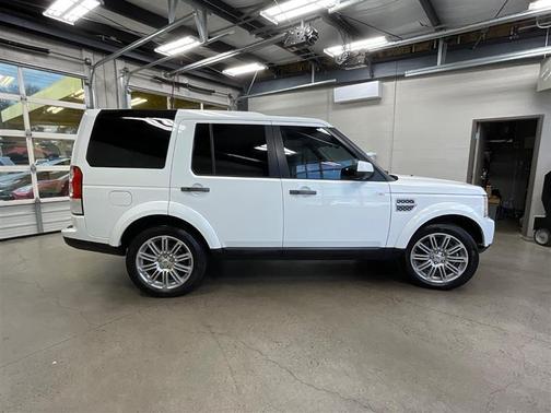 2011 Land Rover LR4 Base