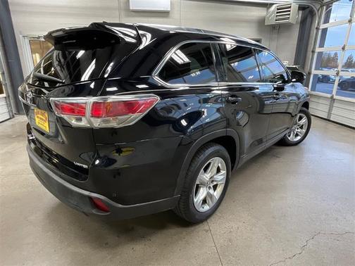 2016 Toyota Highlander Limited