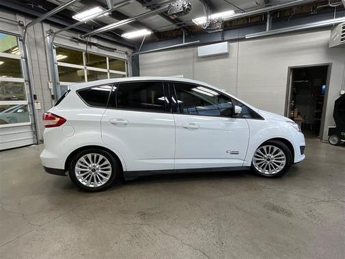 2017 Ford C-Max Energi SE