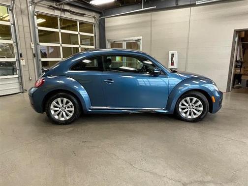 2019 Volkswagen Beetle 2.0T S