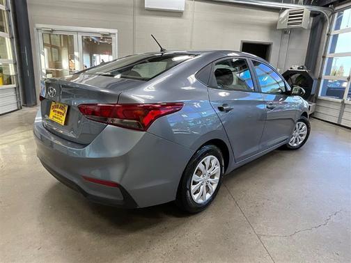 2020 Hyundai Accent SE