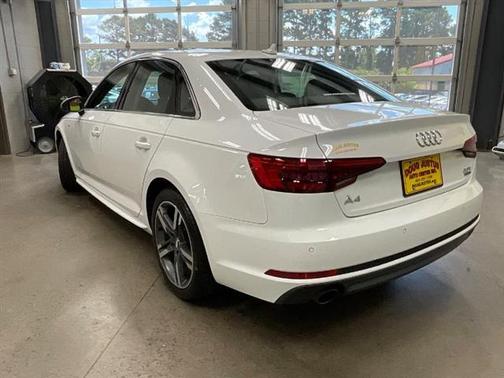 2017 Audi A4 2.0T Premium Plus