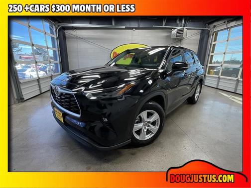 2023 Toyota Highlander LE